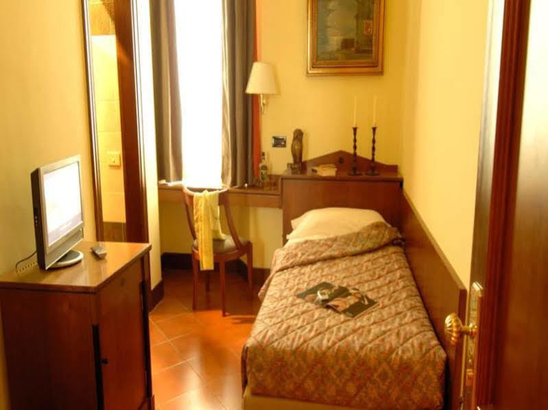 Hotel Malaspina Флоренция Екстериор снимка